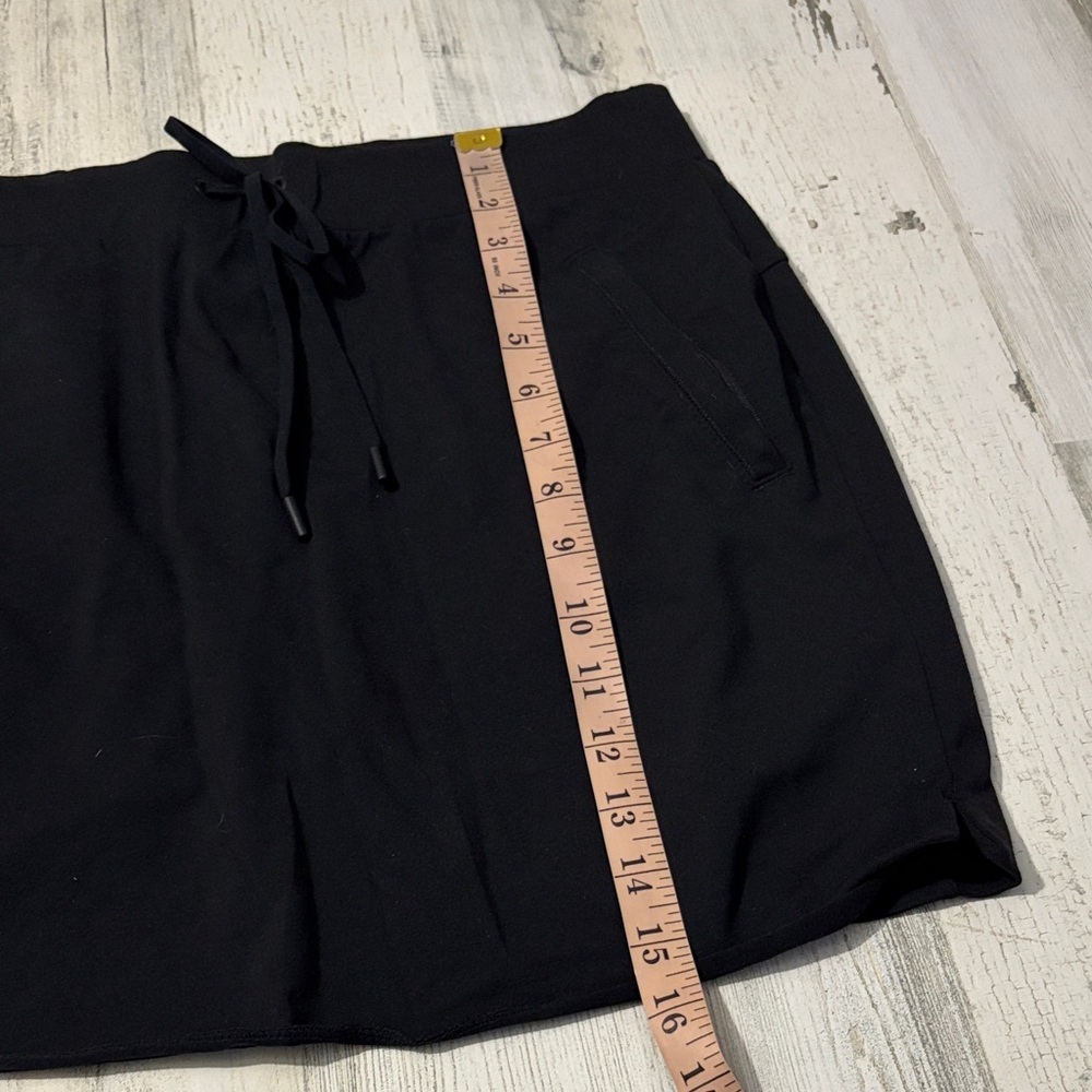 Athleta Mid Town Black Skirt Size Small - Picture 10 of 10